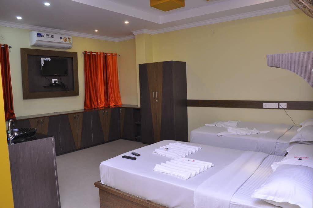 Oyo 436 Emirates Suites Bengaluru Kültér fotó