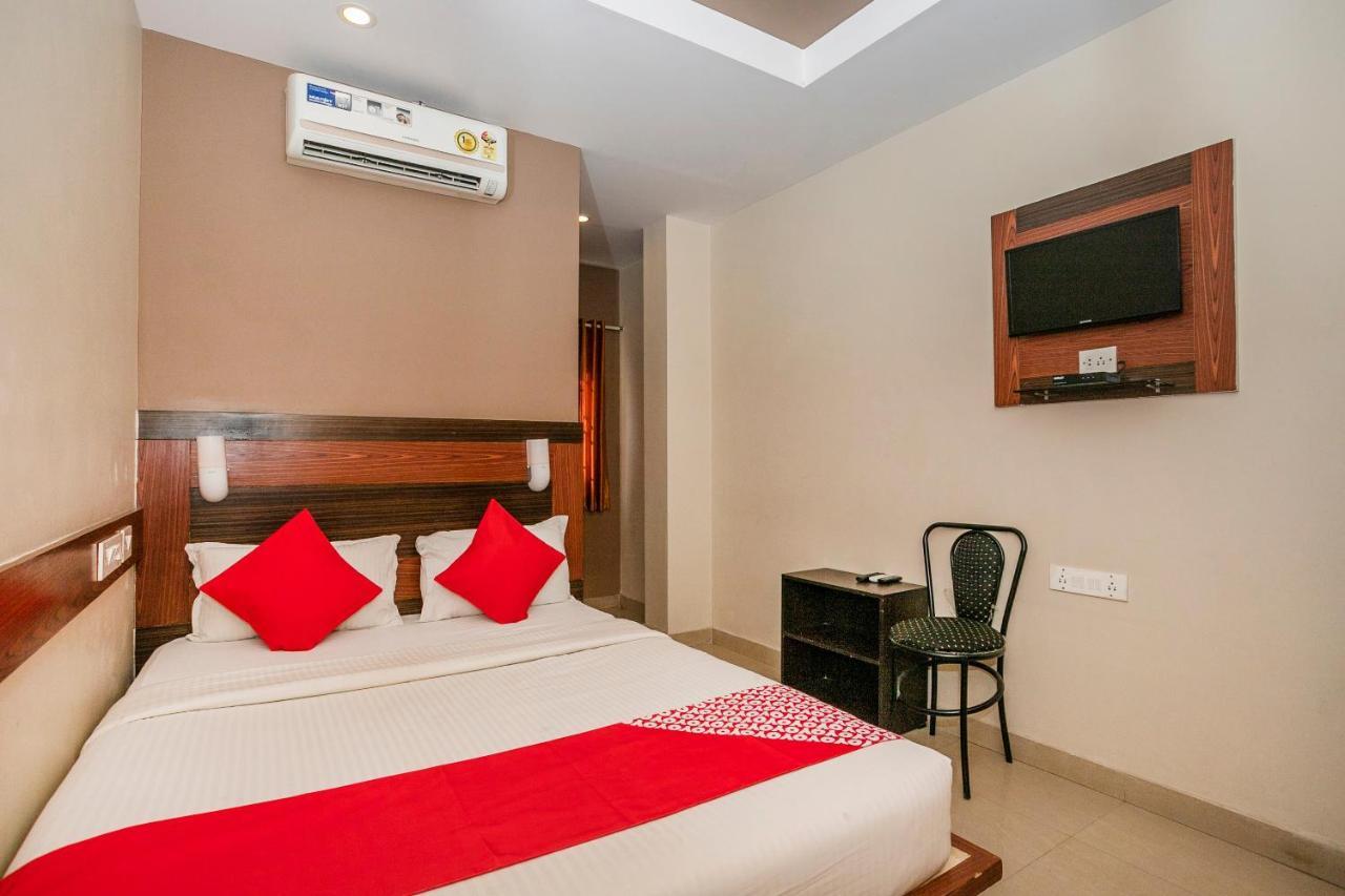 Oyo 436 Emirates Suites Bengaluru Kültér fotó